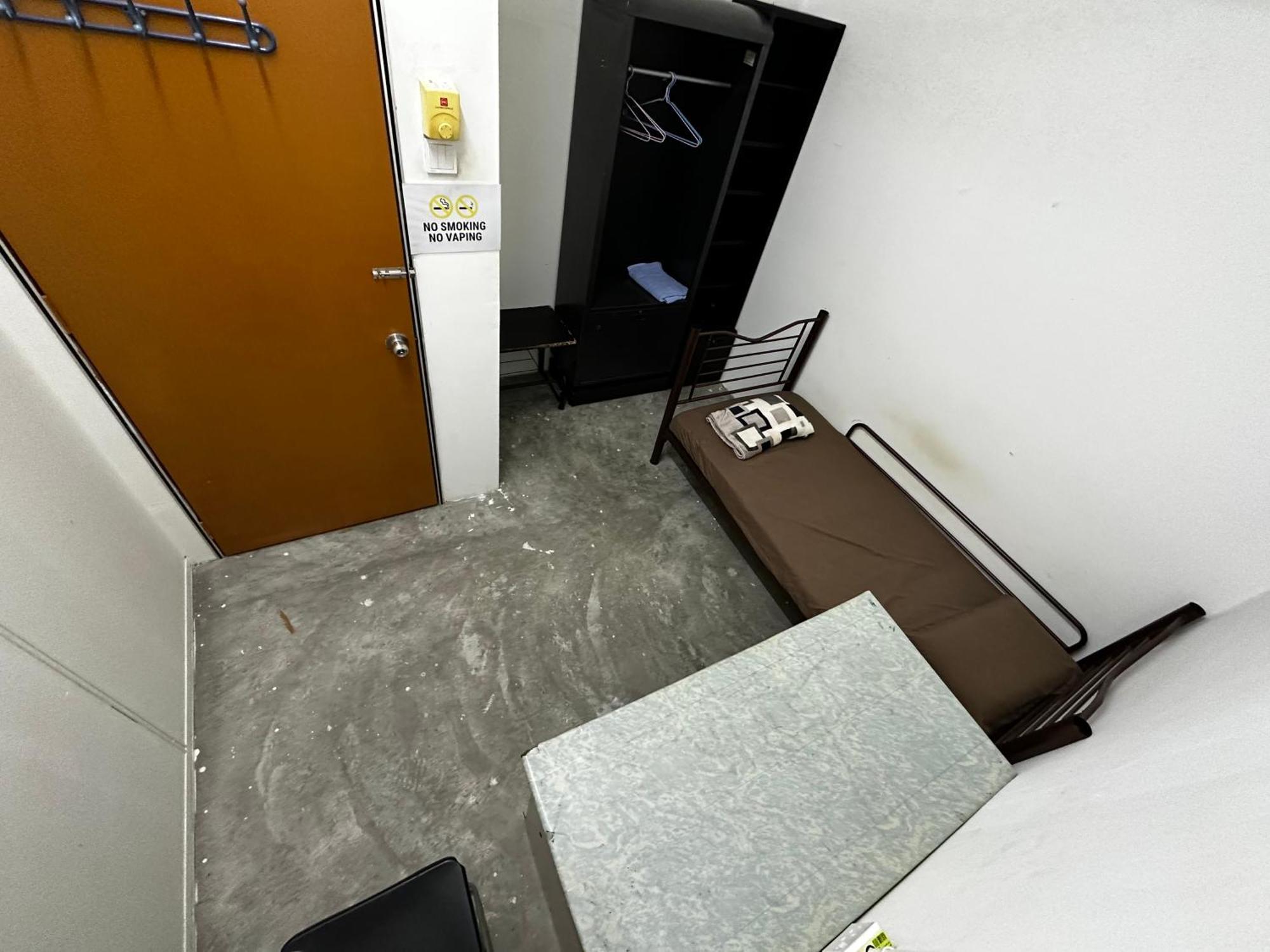 אולו טיראם Jiaxin Dormitory - Puteri Wangsa 家馨旅舍 מראה חיצוני תמונה