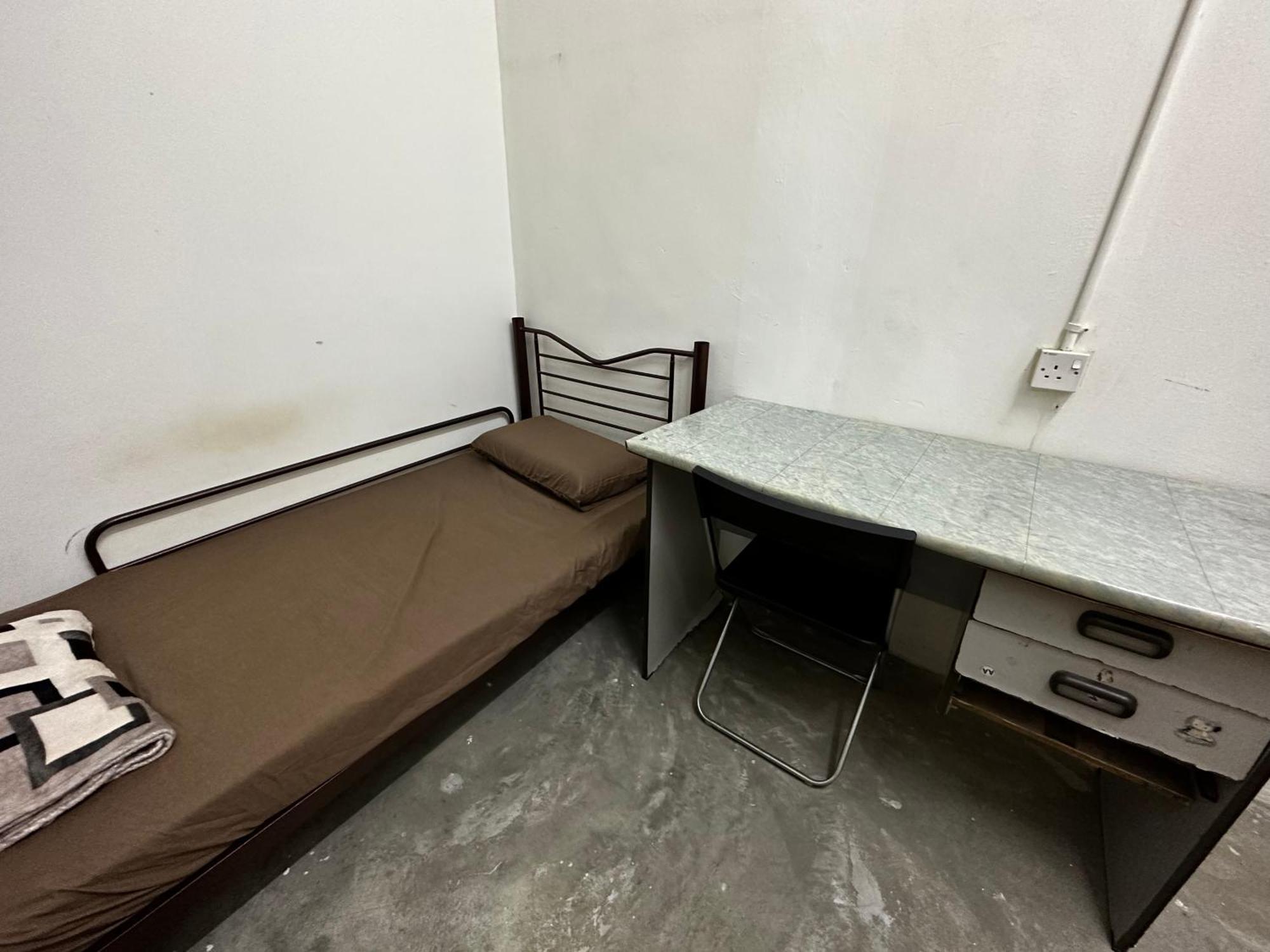 אולו טיראם Jiaxin Dormitory - Puteri Wangsa 家馨旅舍 מראה חיצוני תמונה