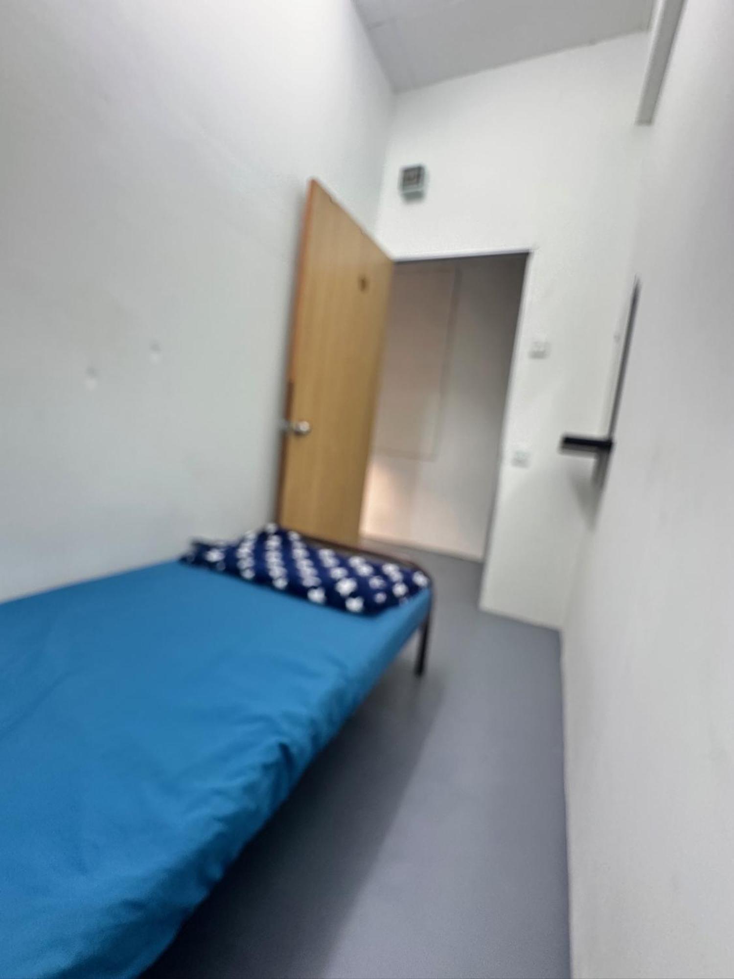 אולו טיראם Jiaxin Dormitory - Puteri Wangsa 家馨旅舍 מראה חיצוני תמונה